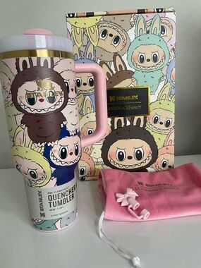 Stanley Pink Patterned Loveshackfancy Quencher Tumbler with Handle